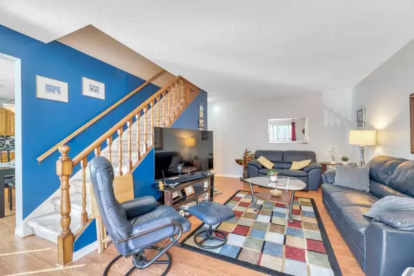 Calgary, AB T2W1S5,630 Sabrina RD SW #23