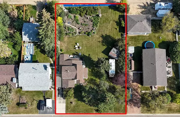 Sylvan Lake, AB T4S 1L2,4517 & 4513 46 ST