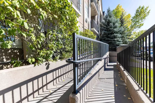 Calgary, AB T2X0M8,15304 Bannister RD SE #201