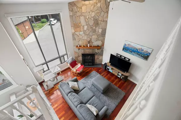 Calgary, AB T3B 4J5,7900 Silver Springs RD NW #18