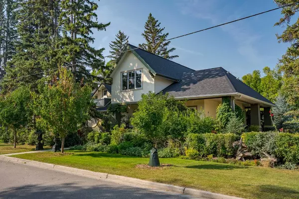 602 Macleod TRL SW, High River, AB T1V 1B5