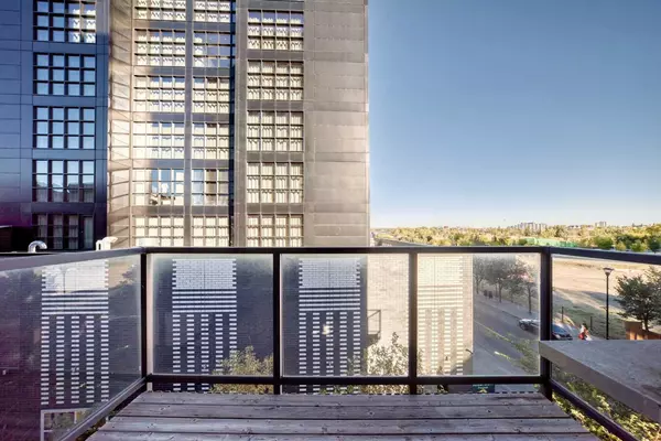 Calgary, AB T2G 1C1,619 Confluence WAY SE #423