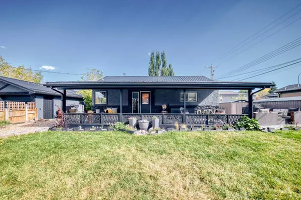 114 2 ST NW, Diamond Valley, AB T0L 0H0