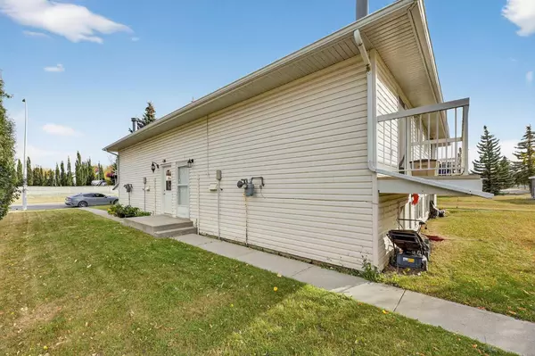 Olds, AB T4H 1L3,5326 61 AVE