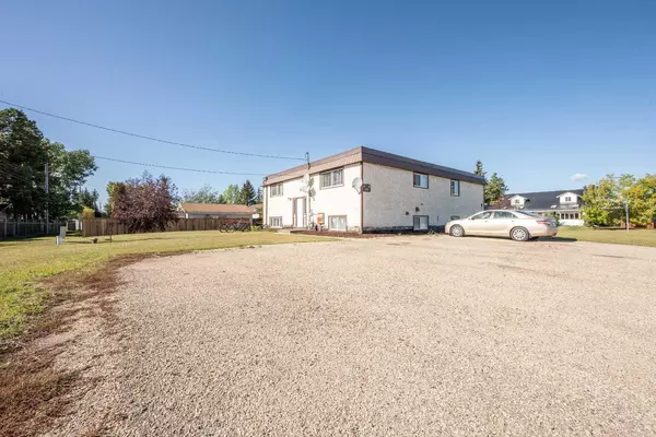 Hythe, AB T0H 2C0,10339 105 ST