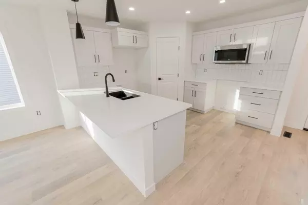 Grande Prairie, AB T8X 0N9,8562 72 AVE