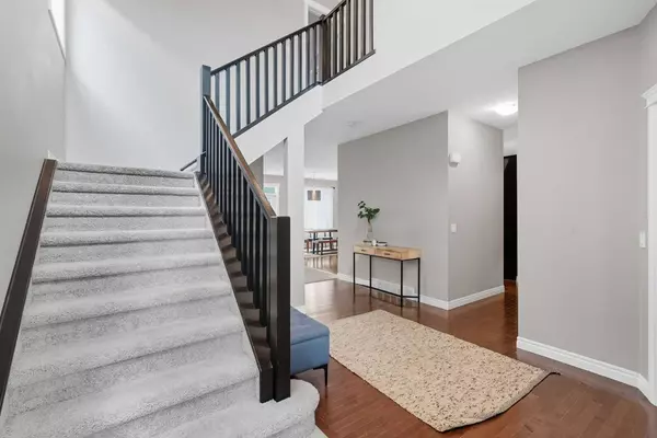 Calgary, AB T2X 0K2,136 Silverado Skies MNR SW