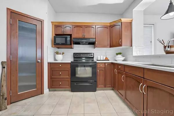 Calgary, AB T2Y 0G4,45 Everglen CRES SW