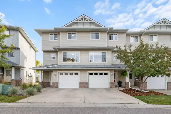 Okotoks, AB T1S 2B4,70 Crystal Shores CV