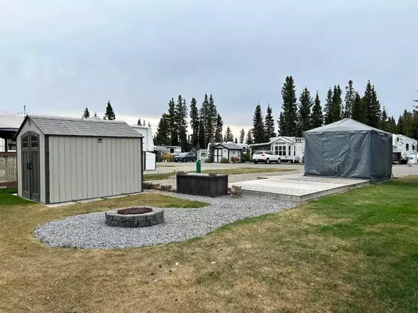 Rural Mountain View County, AB T0M 1X0,32351 Range Road 55 #35