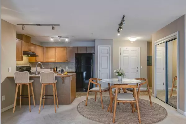 Okotoks, AB T1S 2M9,92 Crystal Shores RD #2114