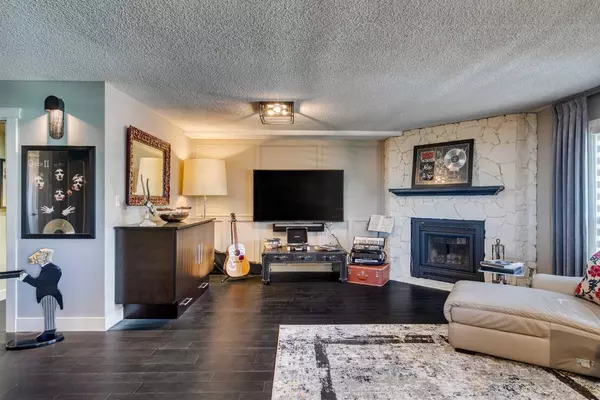 Calgary, AB T2R 0M6,540 14 AVE SW #1440