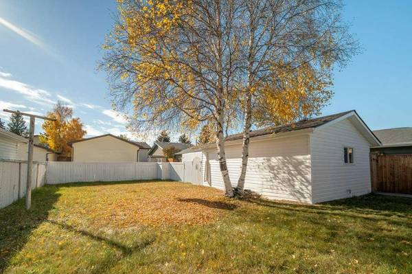 Red Deer, AB T4P2E5,35 Cole ST