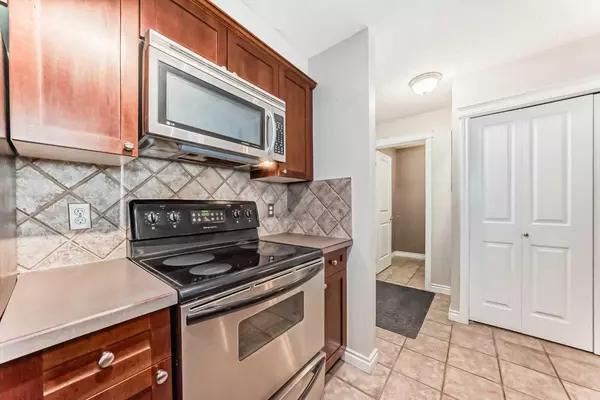 Calgary, AB T2E 0H6,420 3 AVE NE #204