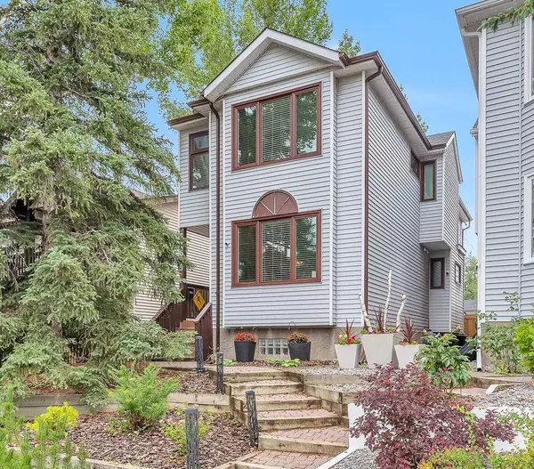 1629 29 AVE SW, Calgary, AB T2T 1M6