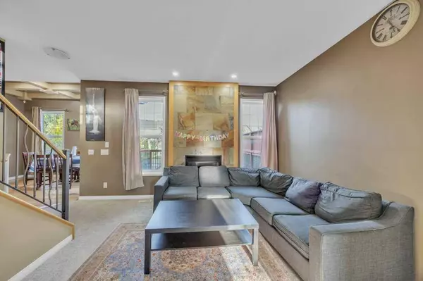 Calgary, AB T2P 3W2,550 Copperfield BLVD SE