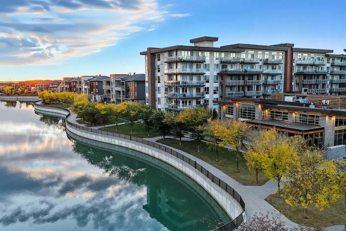Calgary, AB T3M 2Y1,122 Mahogany Centre SE #304
