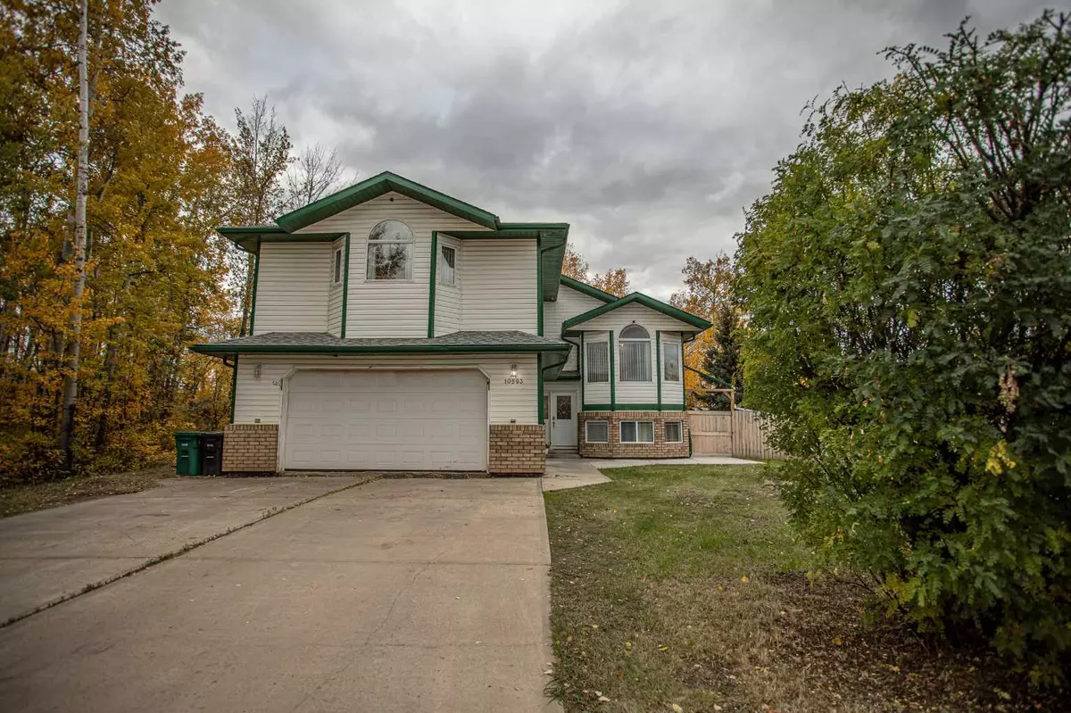 High Level, AB T0H 1Z0,10503 Chinchaga DR