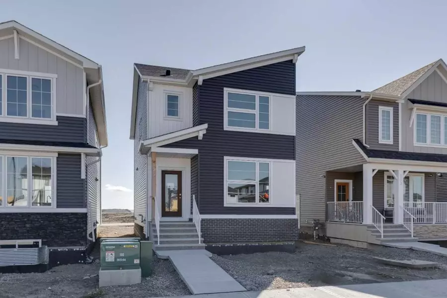 99 Southborough CRES, Cochrane, AB T4C 2S6