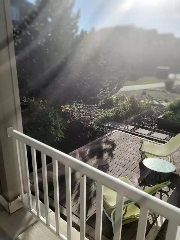 Airdrie, AB T4B 0N7,14 Windstone LN SW