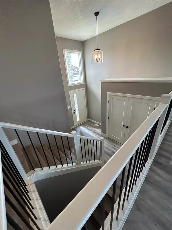 Grande Prairie, AB T8V6A7,11306 107 AVE