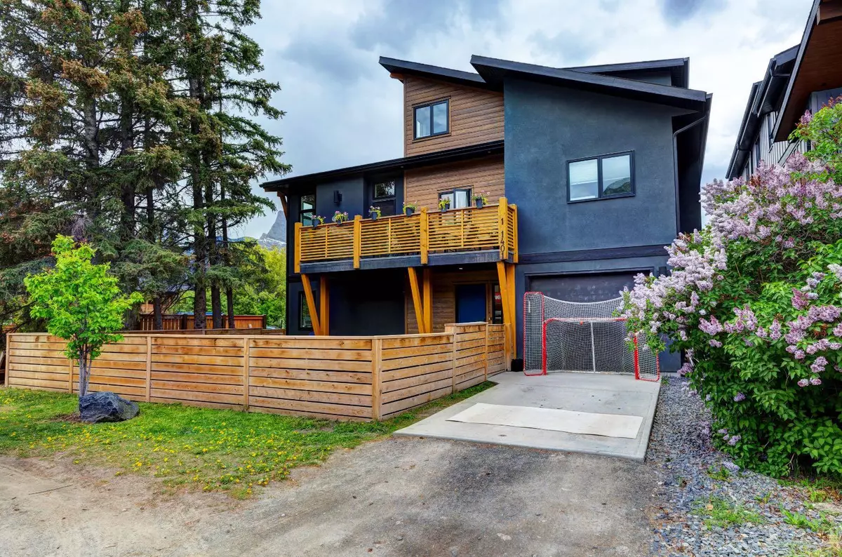 Canmore, AB T1W 1M6,1401 1st AVE #1