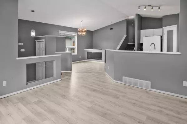 Grande Prairie, AB T8W 2V4,6310 88 ST