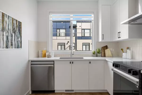 Calgary, AB T3M 3Y8,550 Seton CIR SE #302