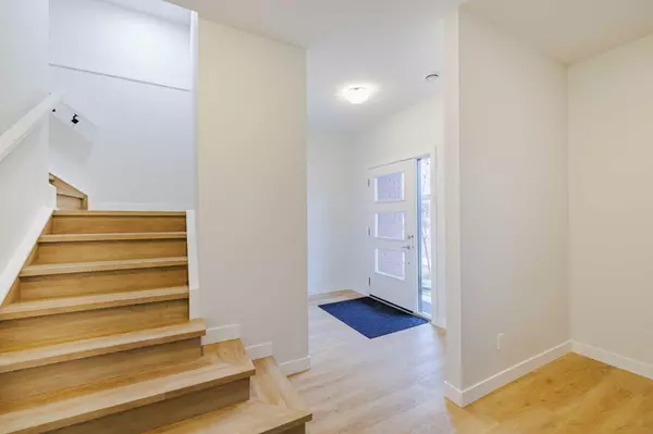 Rural Rocky View County, AB T3Z 0E7,213 Alpine Rush VW