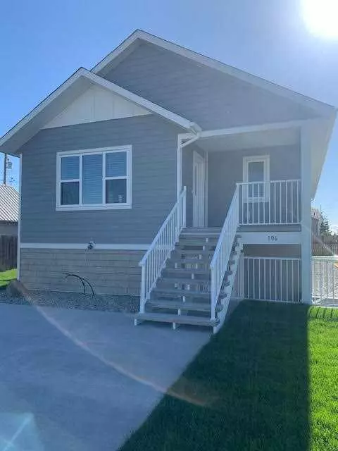 106 22 ST #1, Fort Macleod, AB T0L 0Z0