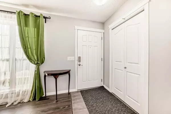 Calgary, AB T3M 2C5,443 Cranford PARK SE
