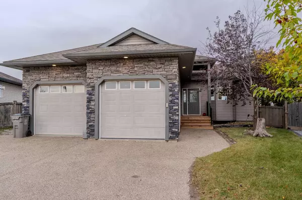 8902 131 AVE, Grande Prairie, AB T8X1W1