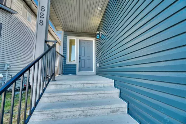 Strathmore, AB T1P 0H6,828 Edgefield ST