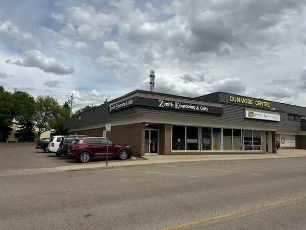 Medicine Hat, AB T1A1Z8,1601 Dunmore RD SE #101