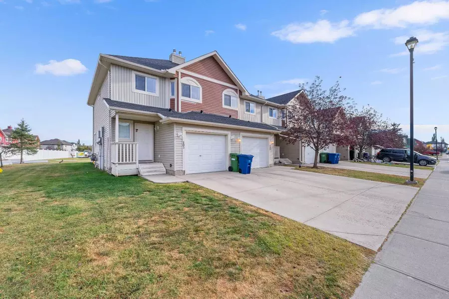 205 Bayside PT SW, Airdrie, AB T4B 2X6