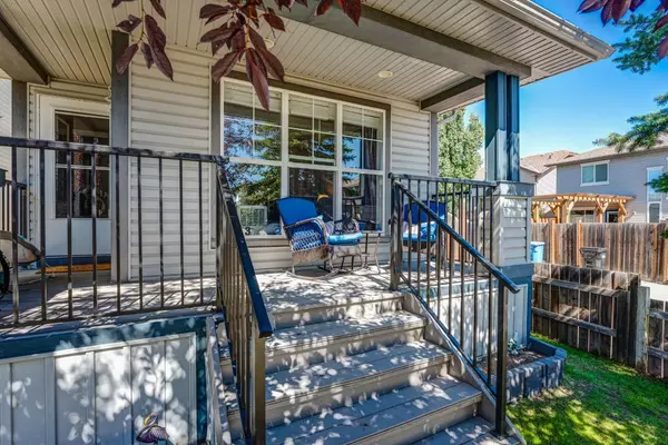 Calgary, AB T3M 0C3,133 Auburn Bay VW SE