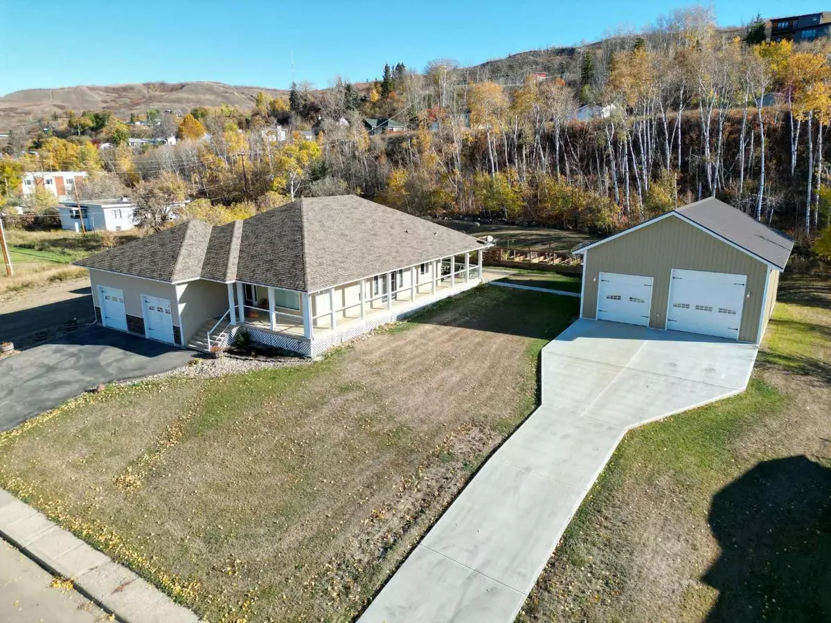 Peace River, AB T8S 1L7,11111 99 ST