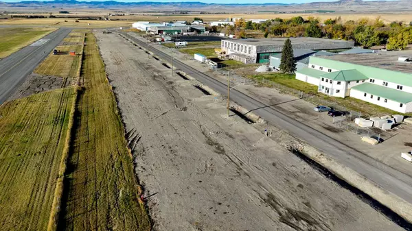 Claresholm, AB T0L0T0,39 Lancaster DR