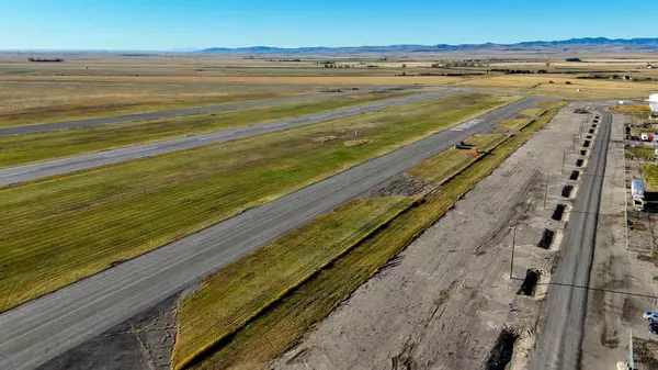 Claresholm, AB T0L0T0,45 Lancaster DR