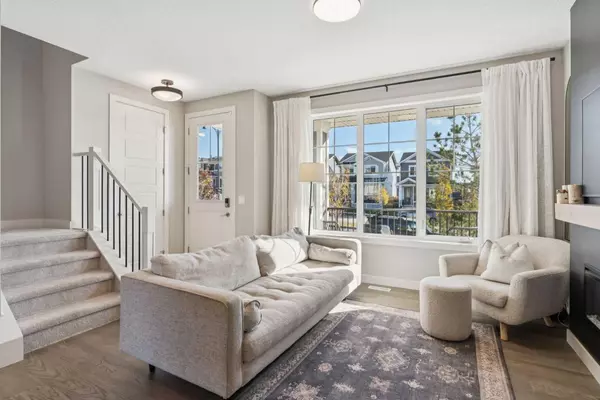 Cochrane, AB T4C2A6,377 Sundown Road