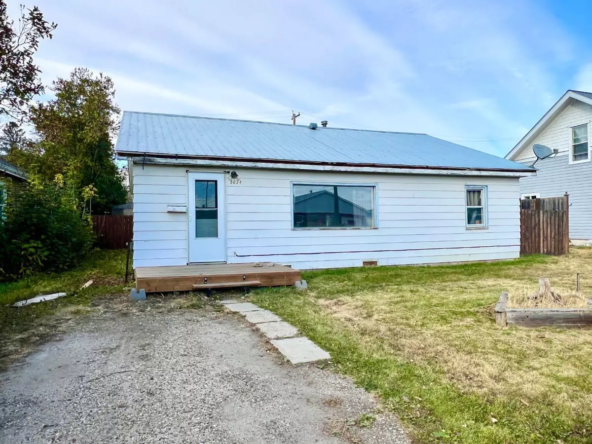 Eckville, AB T0M 0X0,5024 51 ave