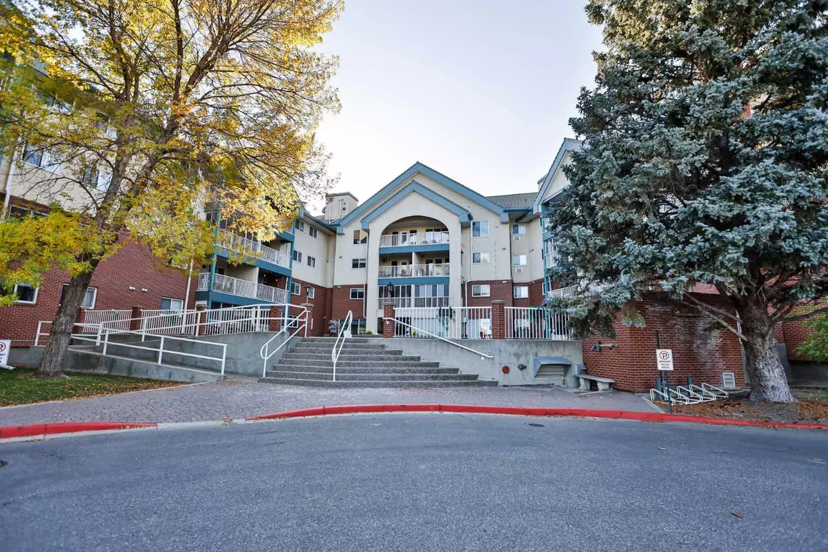 Lethbridge, AB T1J 4P1,20 3 ST S #312