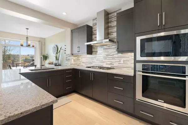 Cochrane, AB T4C 2P2,75 Buckskin WAY