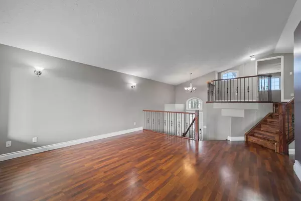 Camrose, AB T4V 4V6,24 Elliott DR