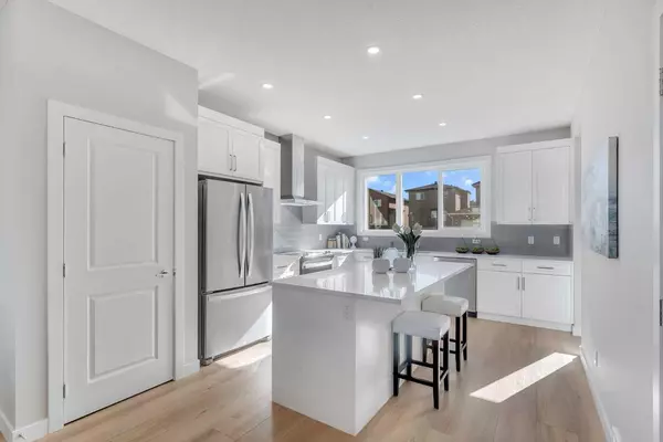 Crossfield, AB T0M 0S0,Iron Ridge AVE #1205