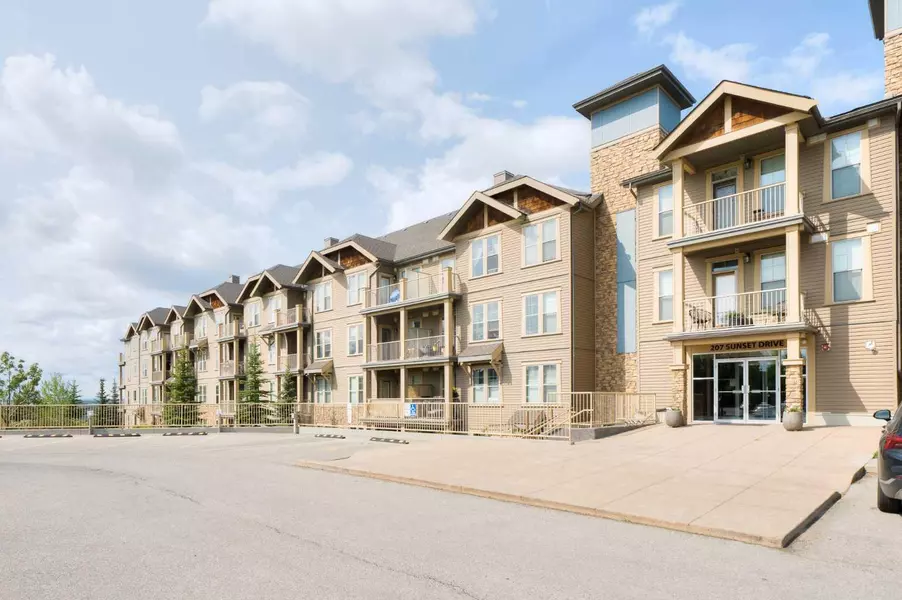207 Sunset DR #111, Cochrane, AB T4C 0H7