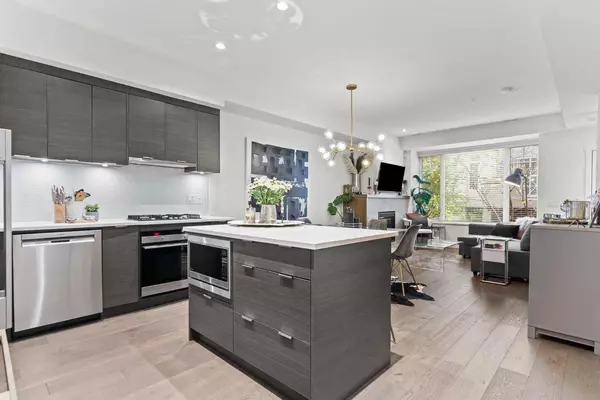 Calgary, AB T2T 3W6,1818 14A ST SW #304