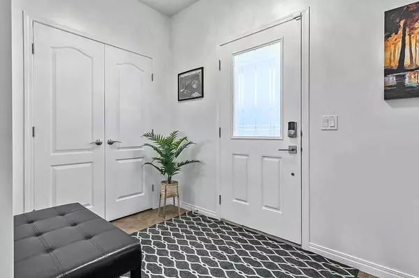 Okotoks, AB T1S 0H4,111 Drake Landing LOOP