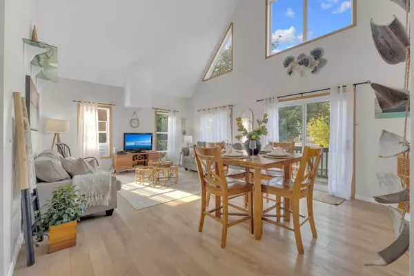 Sylvan Lake, AB T4S 1B2,5023 36 ST