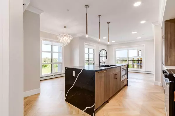 330 Dieppe DR SW #103, Calgary, AB T3E2L4